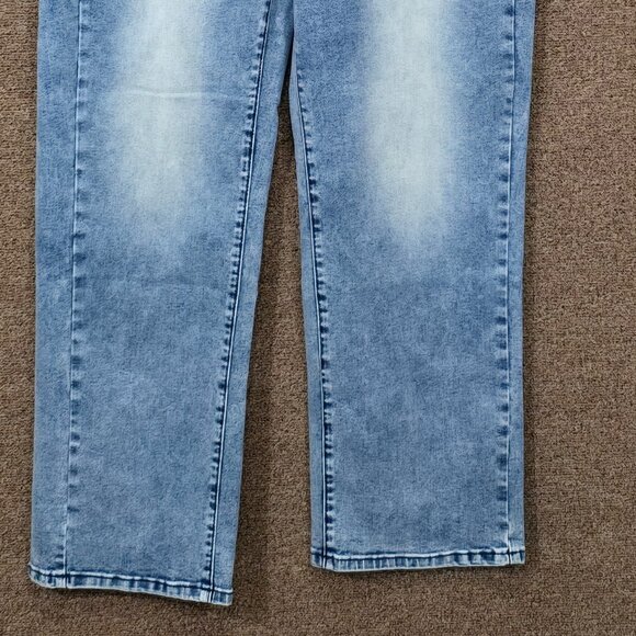Flamingals Light Wash Twisted Seam Straight Leg Jeans Offset Button XL NWT - Picture 2 of 4